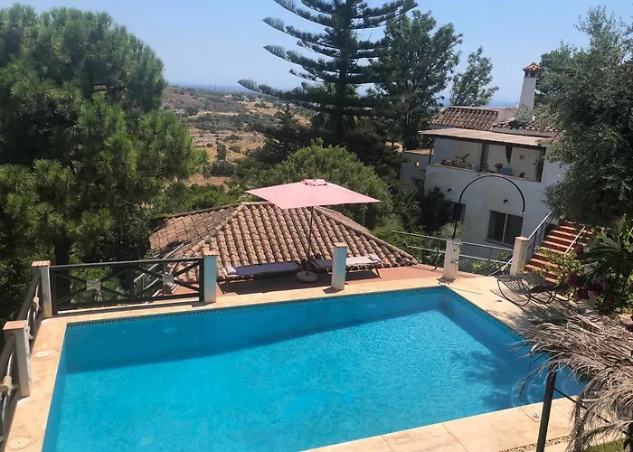 Casa Simba (adults Only) 4* Эстепона