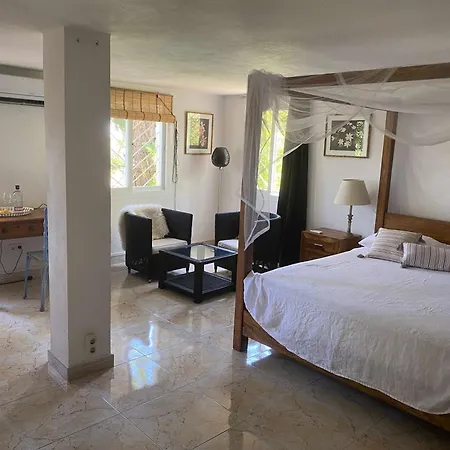 Pensionat Casa Simba Guest House Adults Only 4*